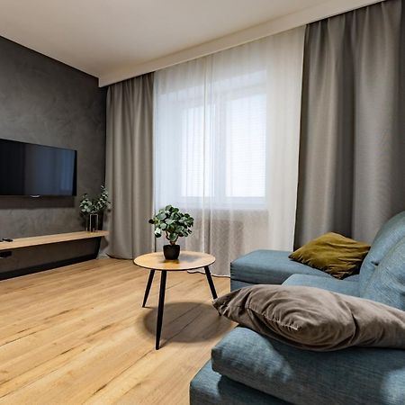 Apartamenty Premium, Faktura Vat, Zrodlowa Centrum Parter Ground Floor Parking Super Lokalizacja Two Bedrooms Kitchen 50 M2 เคียลเซ ภายนอก รูปภาพ