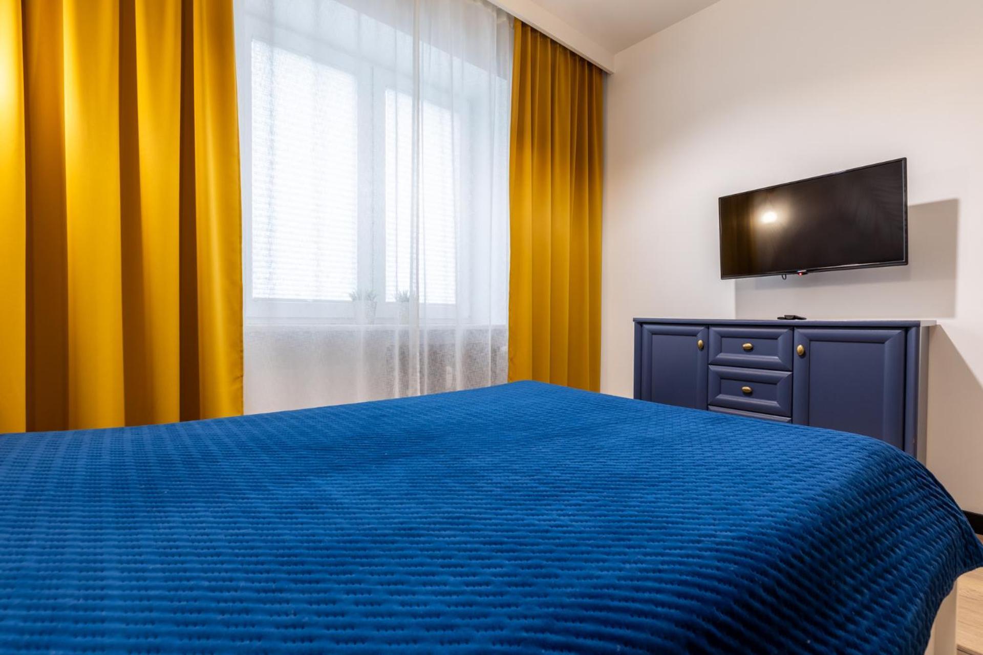 Apartamenty Premium, Faktura Vat, Zrodlowa Centrum Parter Ground Floor Parking Super Lokalizacja Two Bedrooms Kitchen 50 M2 เคียลเซ ภายนอก รูปภาพ