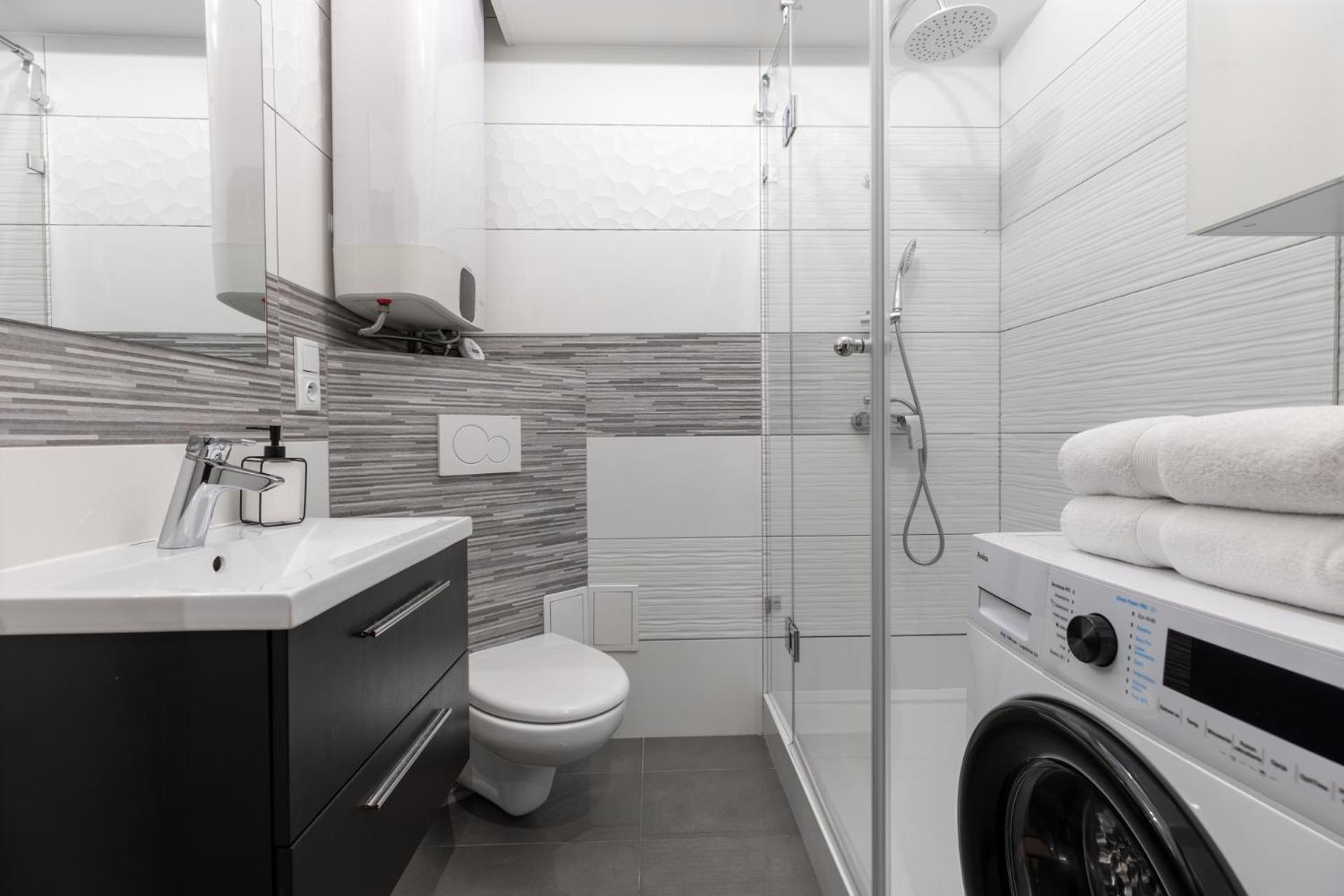 Apartamenty Premium, Faktura Vat, Zrodlowa Centrum Parter Ground Floor Parking Super Lokalizacja Two Bedrooms Kitchen 50 M2 เคียลเซ ภายนอก รูปภาพ