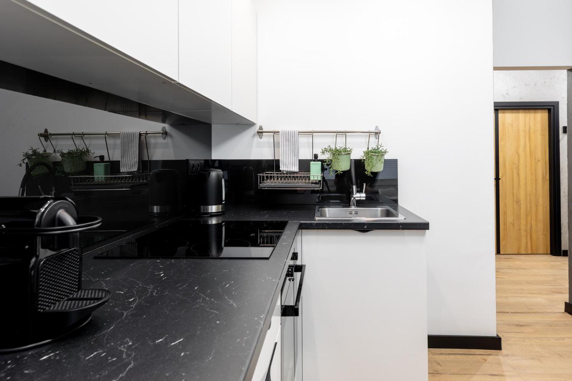 Apartamenty Premium, Faktura Vat, Zrodlowa Centrum Parter Ground Floor Parking Super Lokalizacja Two Bedrooms Kitchen 50 M2 เคียลเซ ภายนอก รูปภาพ